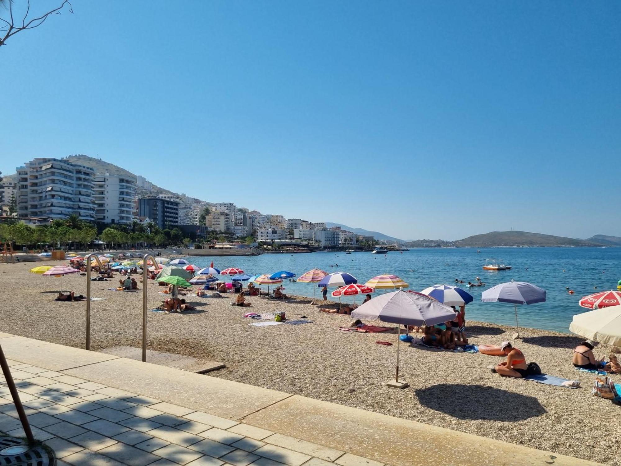 Andi Apartment Sarande Exterior photo